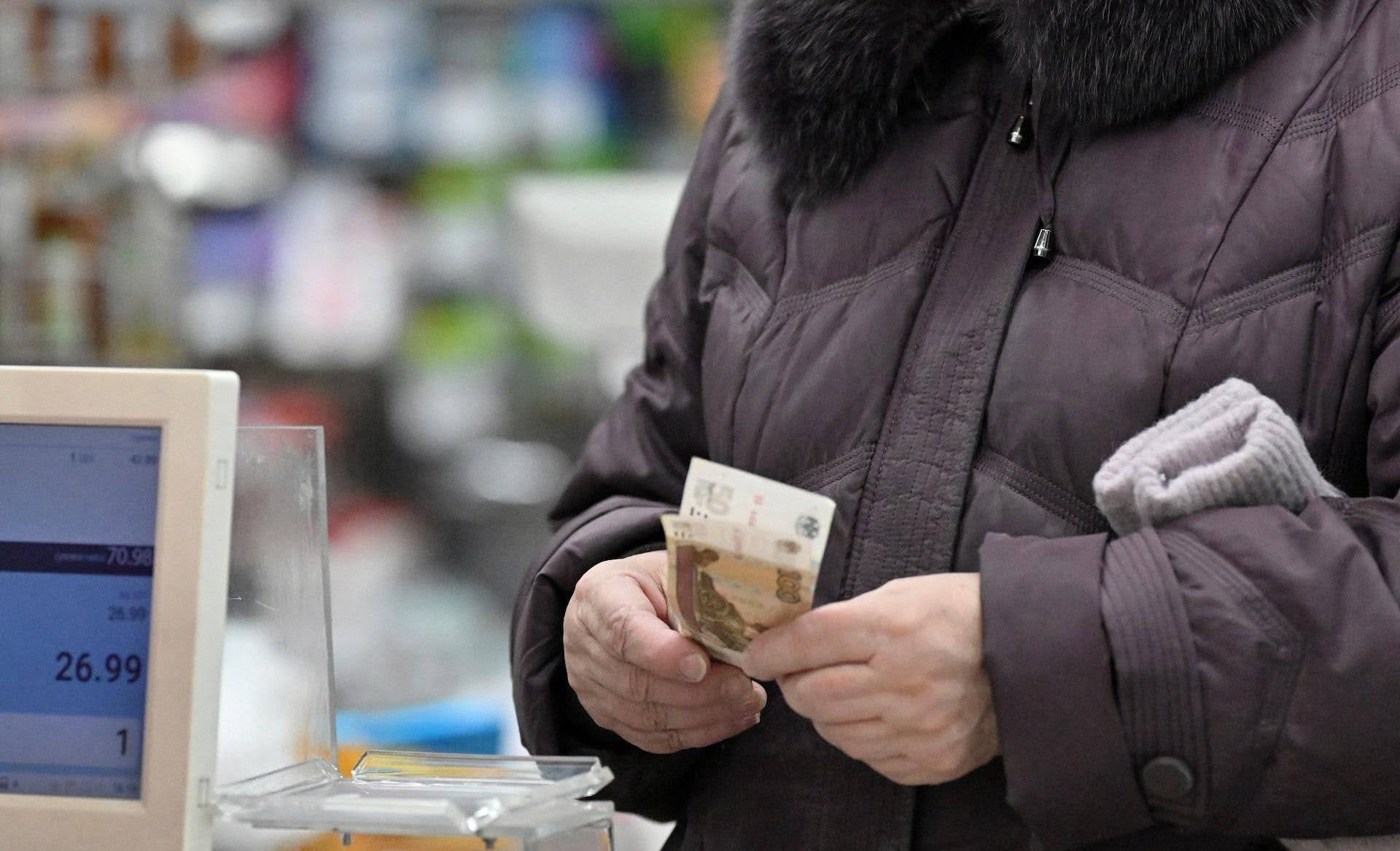 Russia’s Digital Ruble Hits 220,000 Accounts in One Month, Nearly 4X Official Forecast