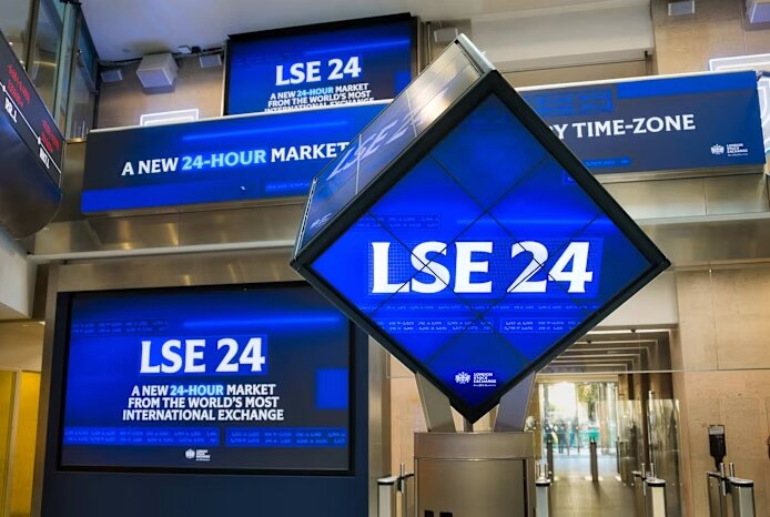 London Stock Exchange Goes 24/7, Challenging Crypto Platforms in a New Trading Era