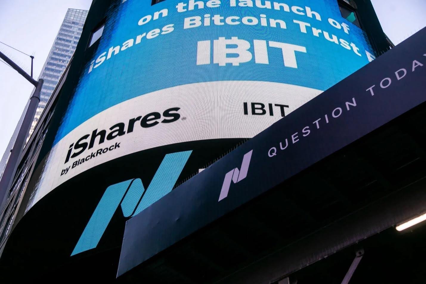 sec-filing-reveals-ishares-bitcoin-trust-etf-faces-ongoing-volatility-and-regulatory-risks