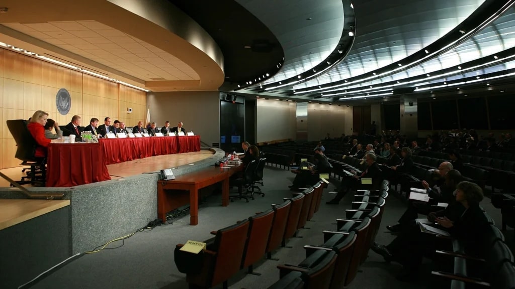 sec-updates-the-agenda-and-panel-members-for-the-cryptocurrency-roundtable-on-april-11